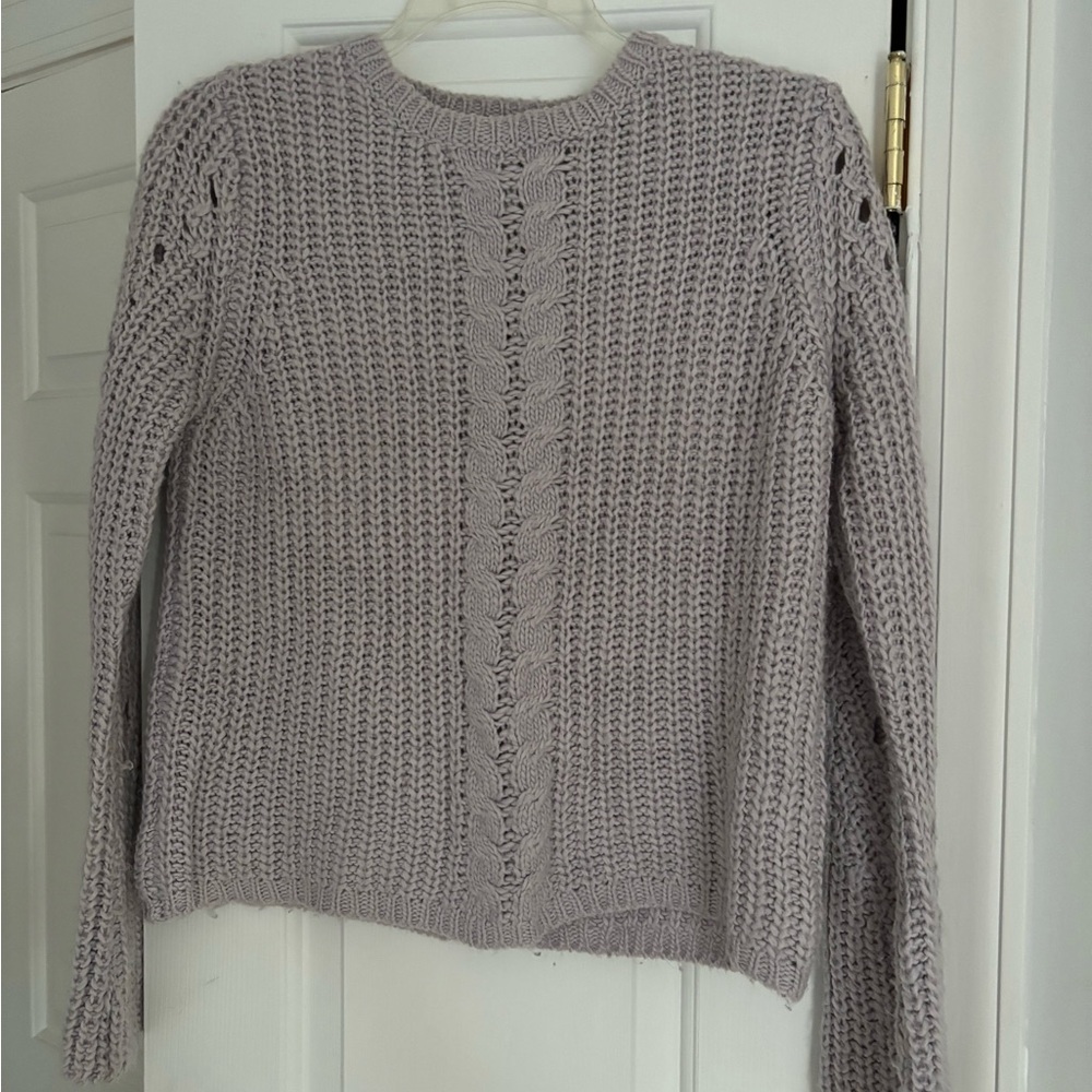 Women's Cable Knit Sweater - Gray